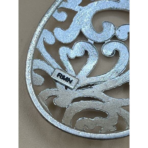 Lot Of 5 Necklaces RMN Avon Express Faux Pearl Gold Tone - Picture 10 of 11